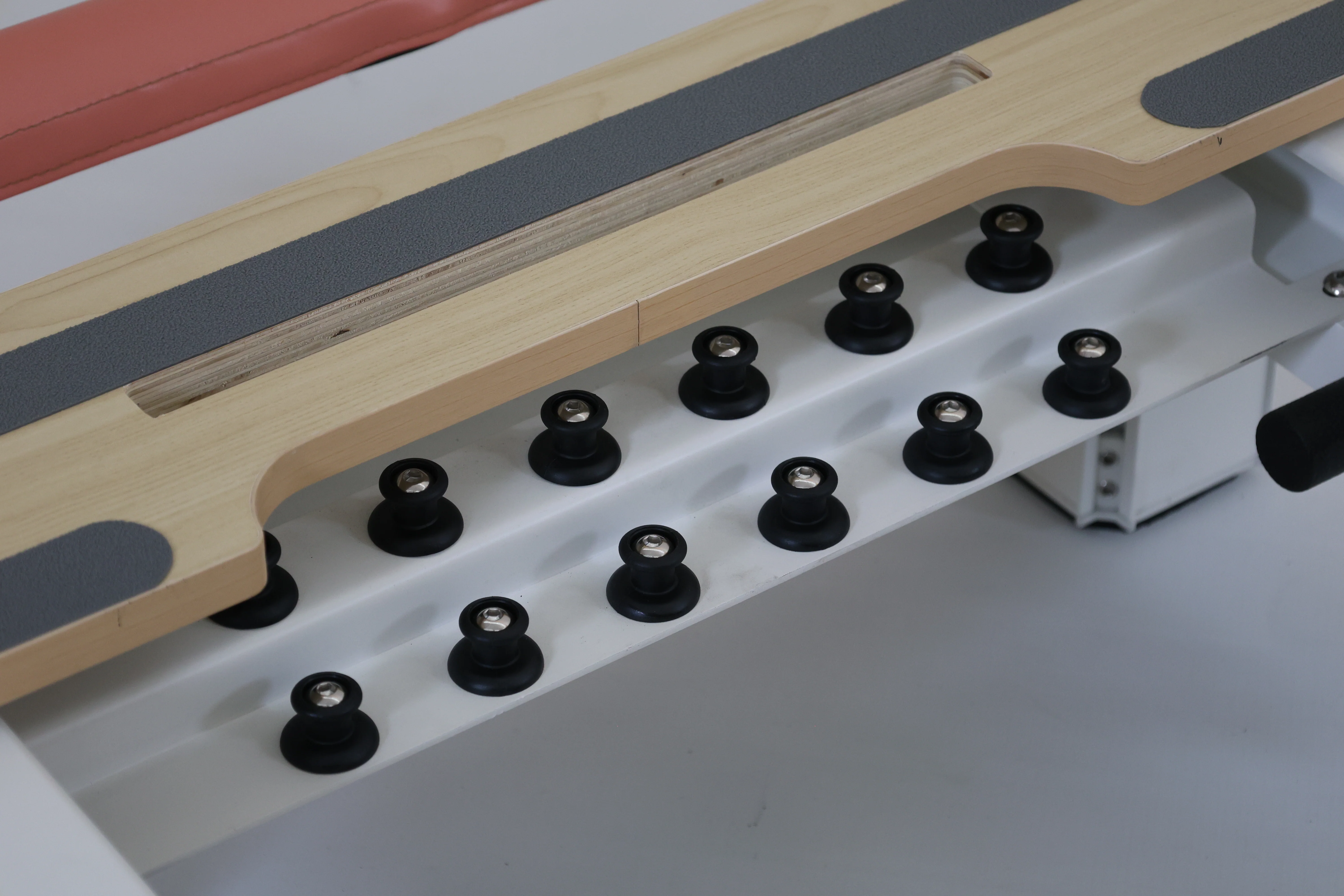 Hue Foldable Pilates Reformer - Amber - Image 10