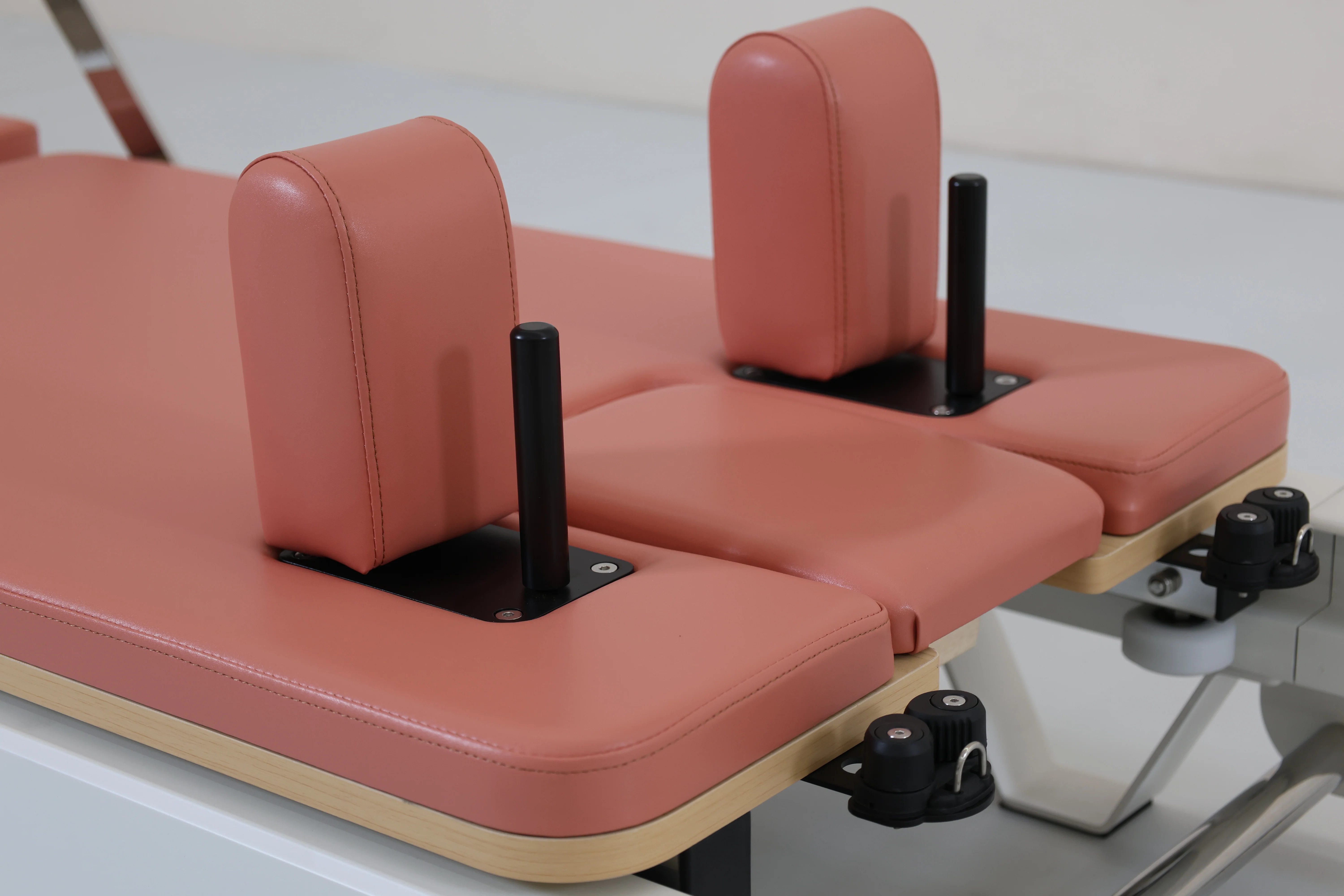 Hue Foldable Pilates Reformer - Amber - Image 11