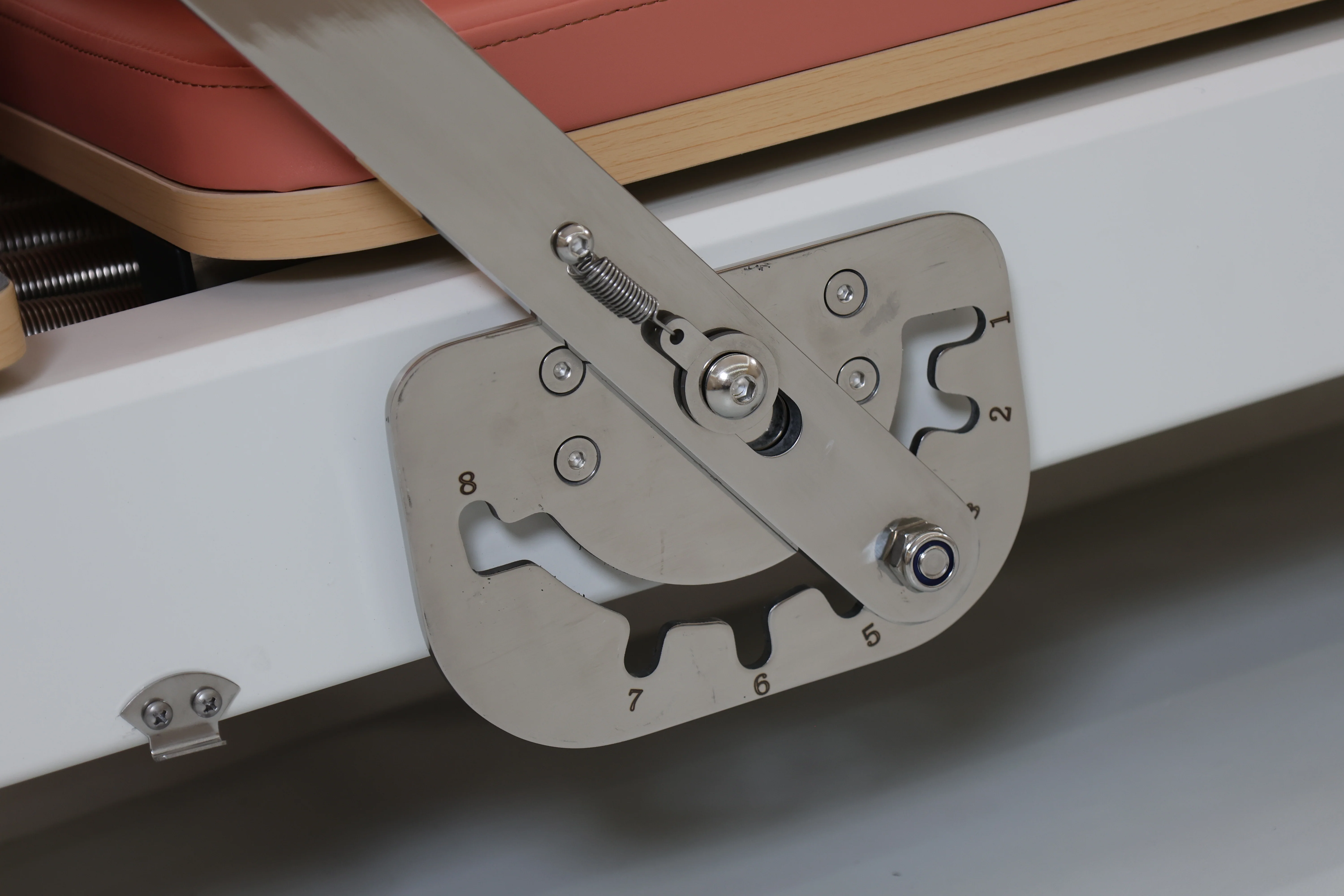 Hue Foldable Pilates Reformer - Amber - Image 14