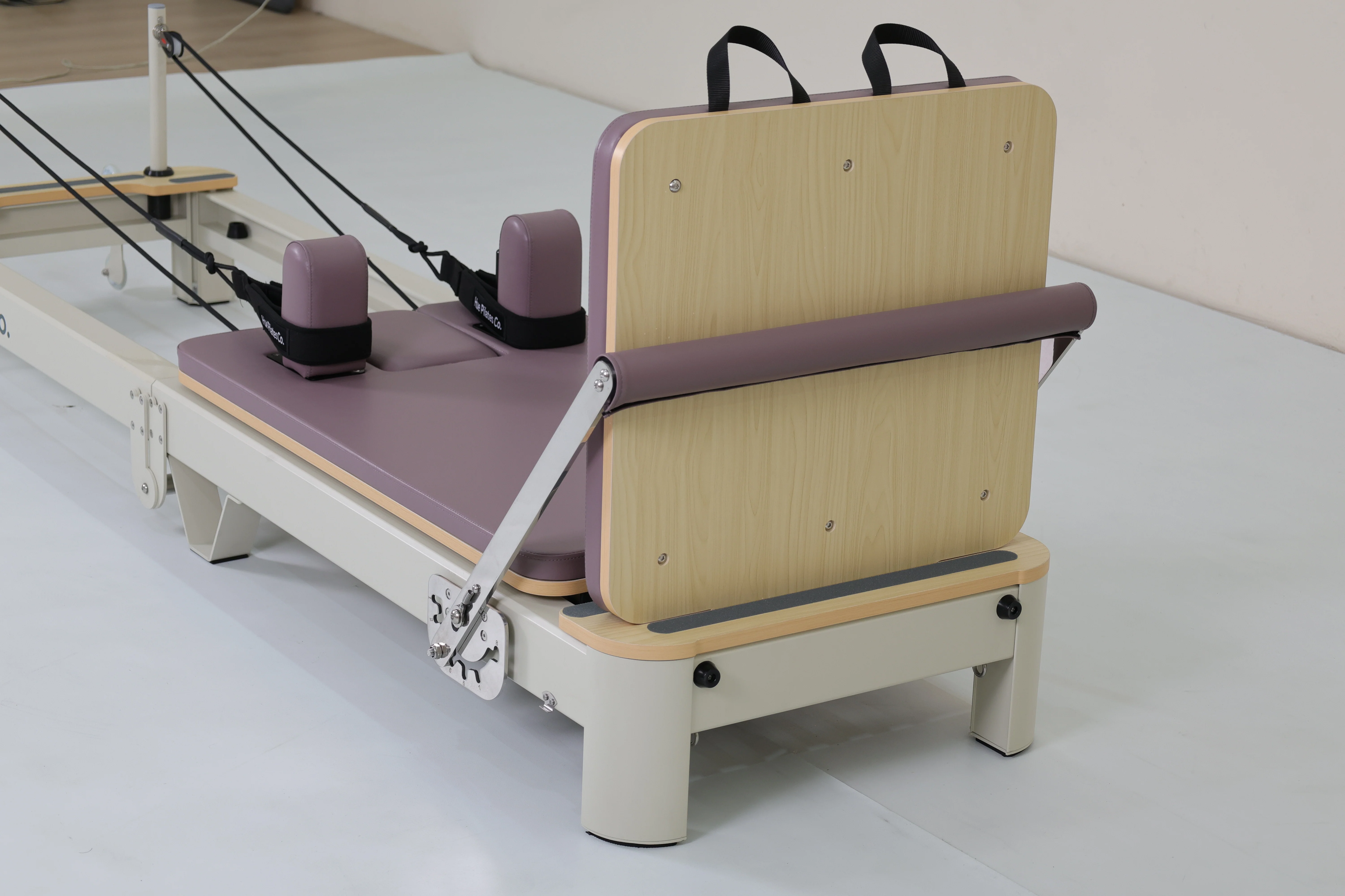 Hue Foldable Pilates Reformer - Amber - Image 18
