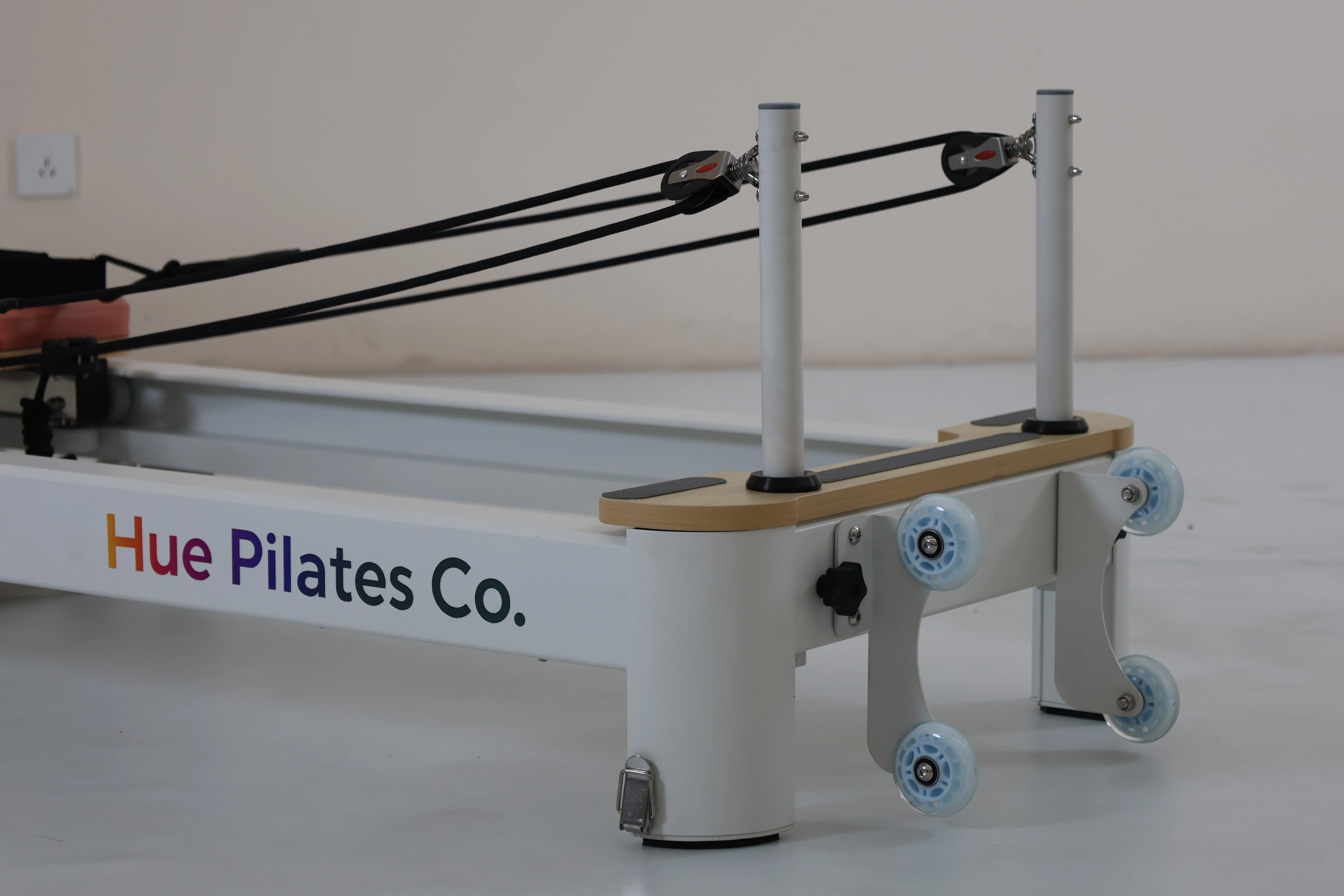 Hue Foldable Pilates Reformer - Amber - Image 32