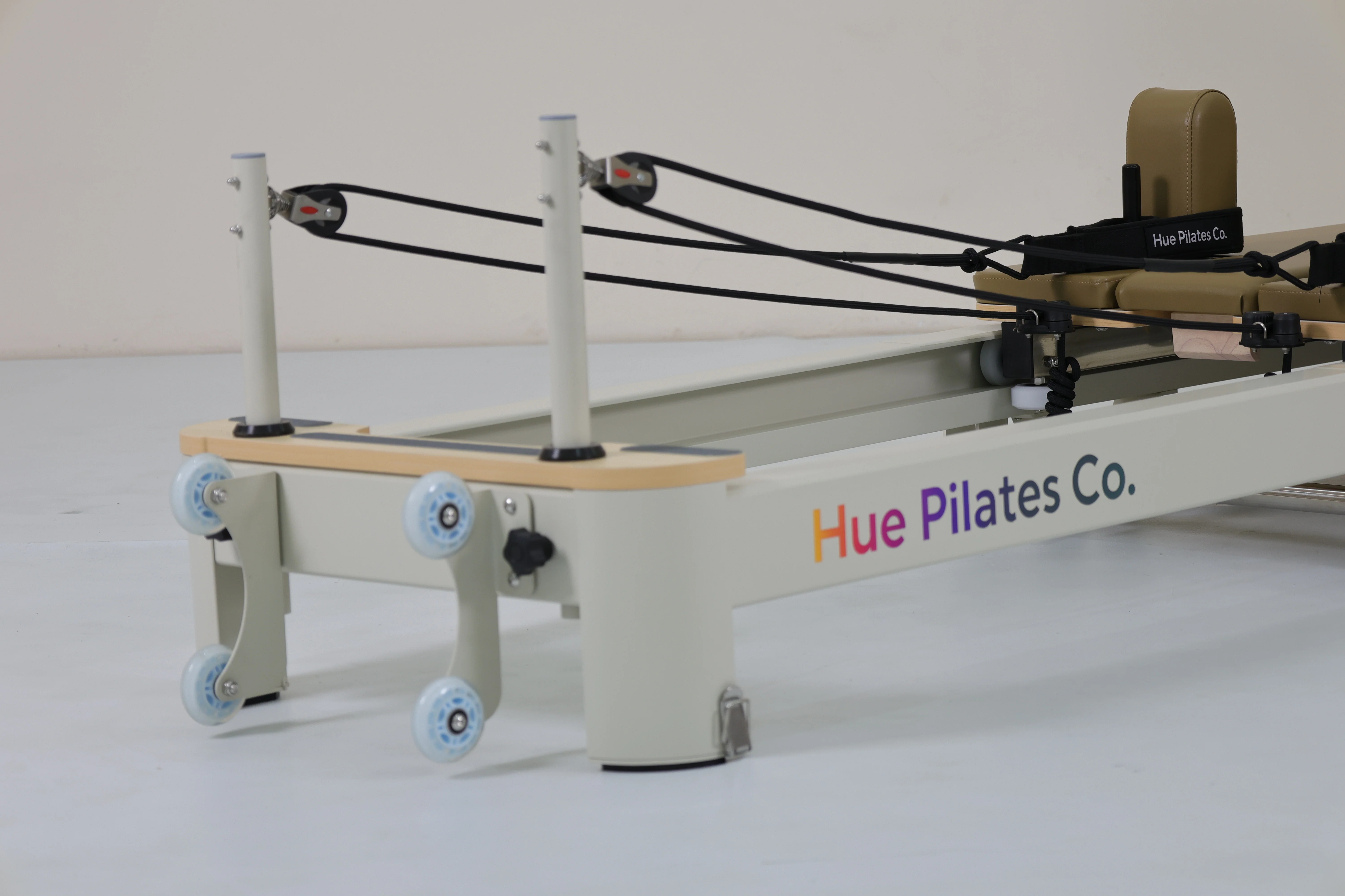 Hue Foldable Pilates Reformer - Mauve - Image 29
